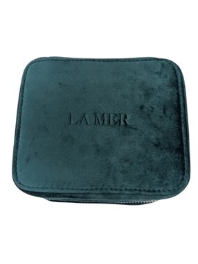 La Mer Emerald Green Holiday Travel Case 2023 Limited Edition